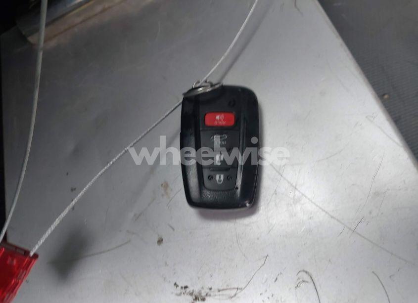 Photo 11 of 2021 Toyota Rav4 XLE (VIN 2T3W1RFV1MC151429)