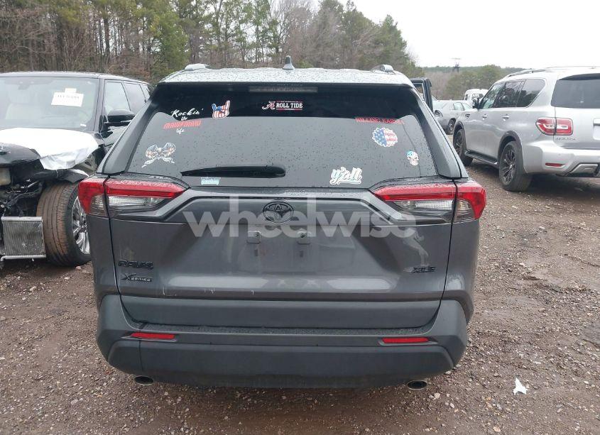 Photo 16 of 2021 Toyota Rav4 XLE (VIN 2T3W1RFV1MC151429)
