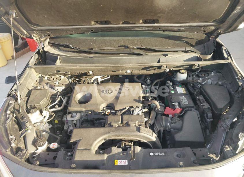 Photo 10 of 2021 Toyota Rav4 XLE (VIN 2T3W1RFV1MW108322)