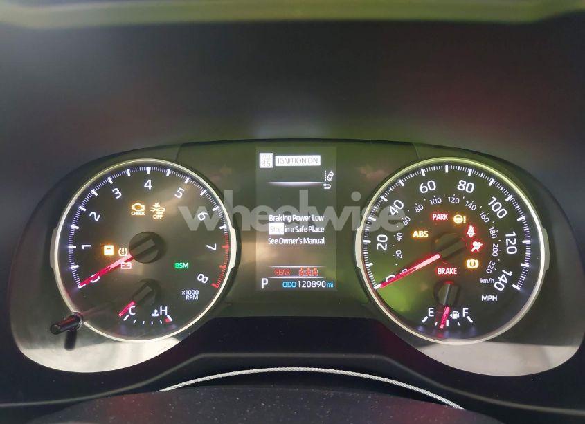 Photo 7 of 2021 Toyota Rav4 XLE (VIN 2T3W1RFV1MW108322)