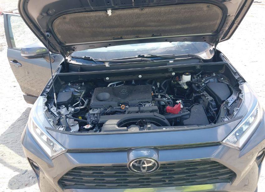 Photo 10 of 2021 Toyota Rav4 XLE (VIN 2T3W1RFV1MW116730)