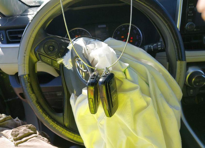 Photo 11 of 2021 Toyota Rav4 XLE (VIN 2T3W1RFV1MW147119)