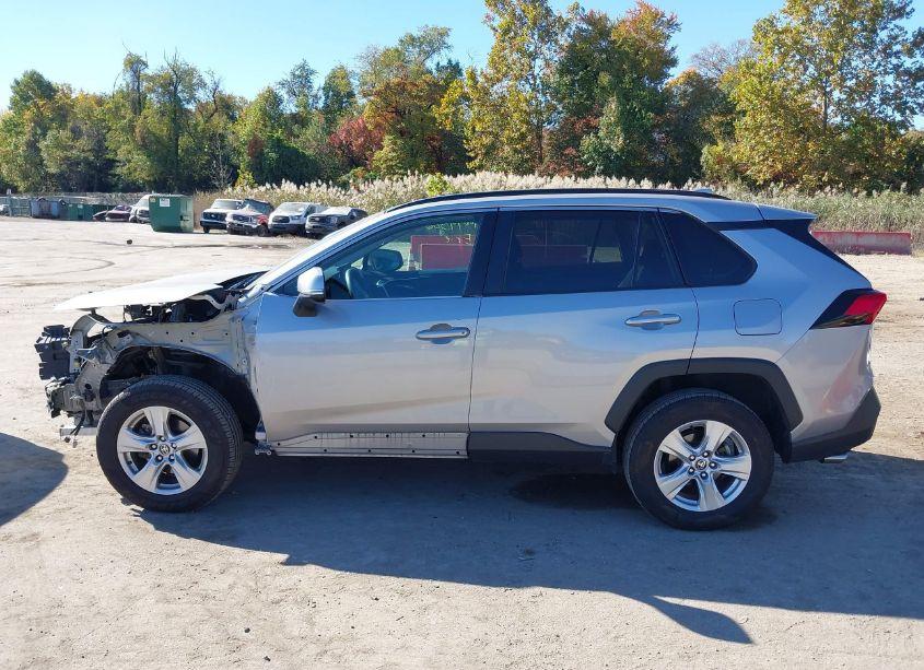 Photo 15 of 2021 Toyota Rav4 XLE (VIN 2T3W1RFV1MW150571)