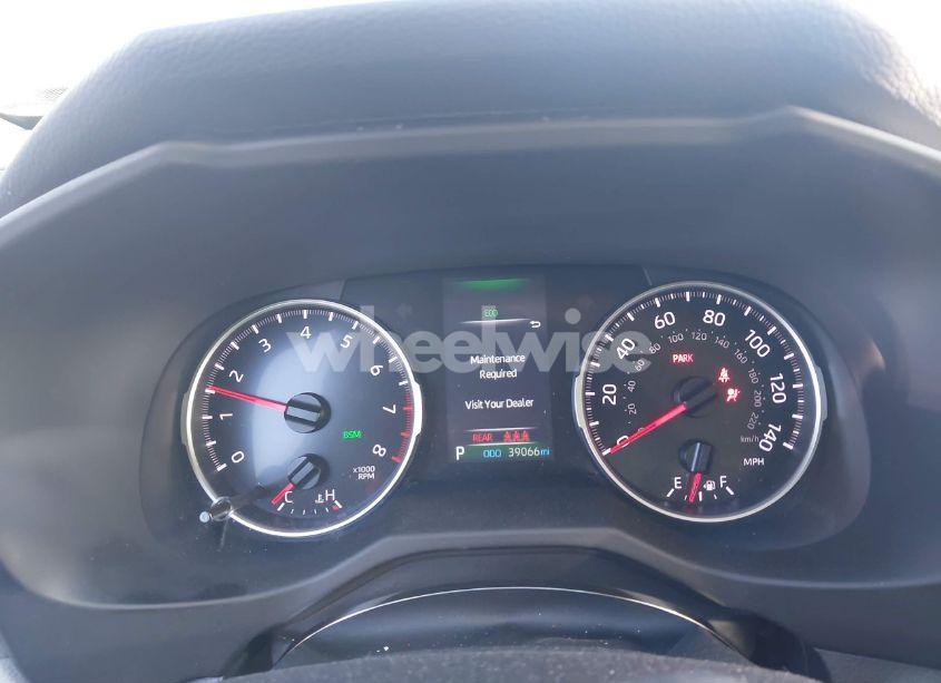 Photo 7 of 2022 Toyota Rav4 XLE (VIN 2T3W1RFV1NC184464)