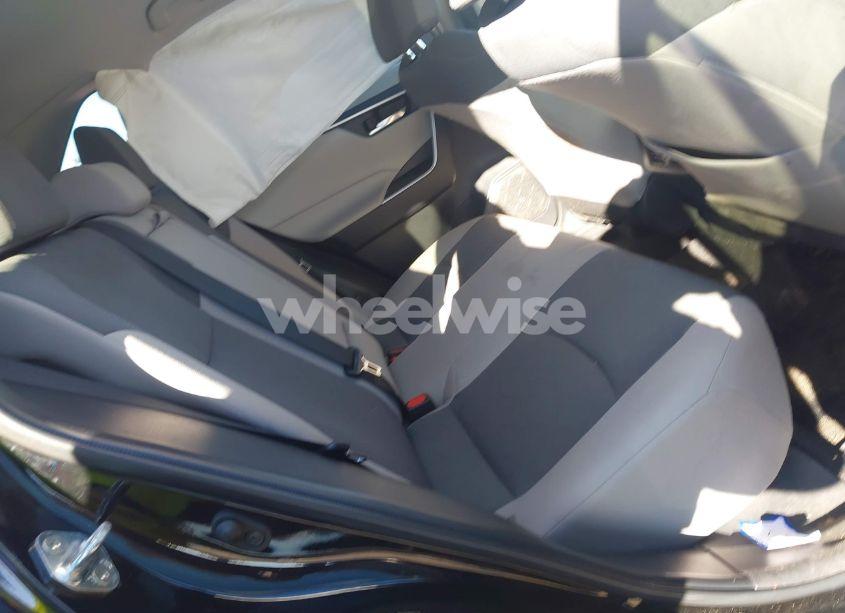 Photo 8 of 2022 Toyota Rav4 XLE (VIN 2T3W1RFV1NC184464)