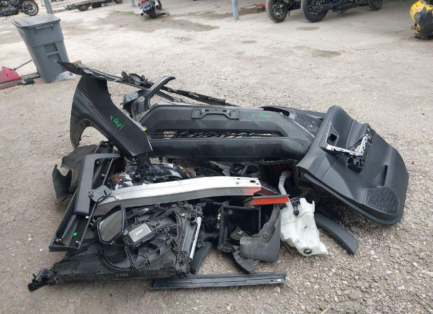 Photo 12 of 2022 Toyota Rav4 XLE (VIN 2T3W1RFV1NW227148)