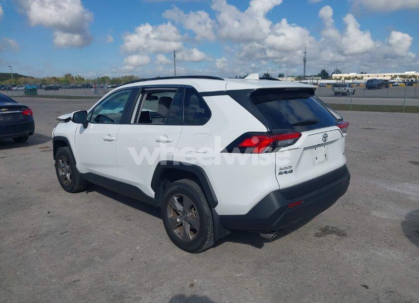 Photo 3 of 2024 Toyota Rav4 XLE (VIN 2T3W1RFV1RC265017)