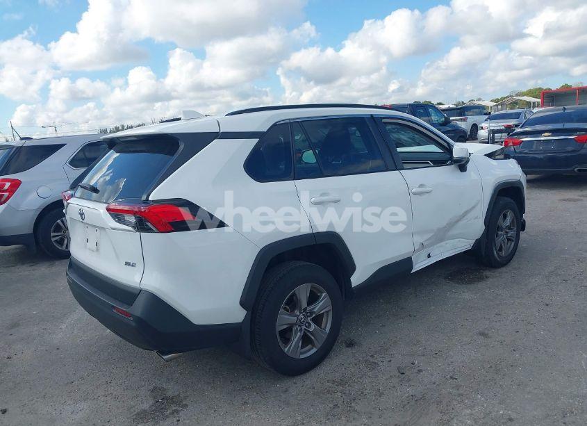 Photo 4 of 2024 Toyota Rav4 XLE (VIN 2T3W1RFV1RC265017)
