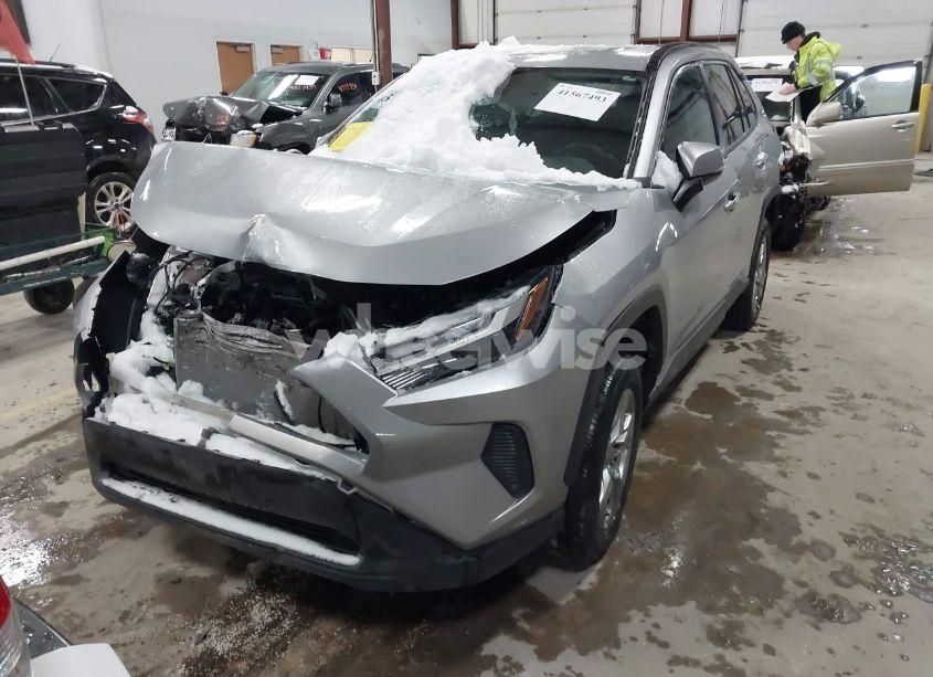 Photo 6 of 2024 Toyota Rav4 XLE (VIN 2T3W1RFV1RC273778)