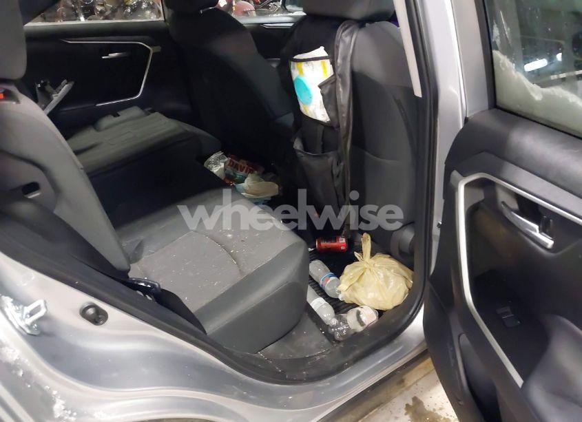 Photo 8 of 2024 Toyota Rav4 XLE (VIN 2T3W1RFV1RC273778)