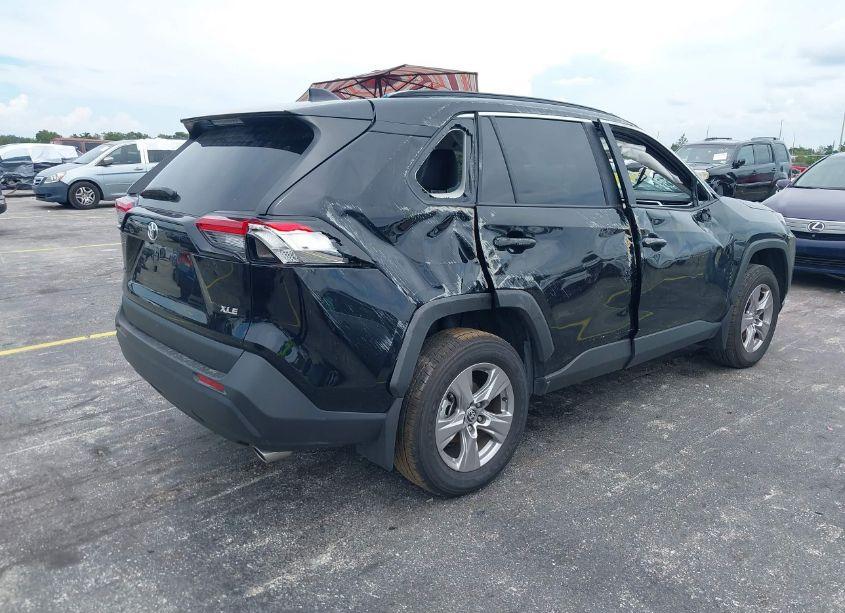 Photo 4 of 2024 Toyota Rav4 XLE (VIN 2T3W1RFV1RW325621)