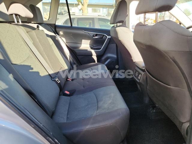 Photo 13 of 2024 TOYOTA RAV4 XLE (VIN 2T3W1RFV1RW333766)