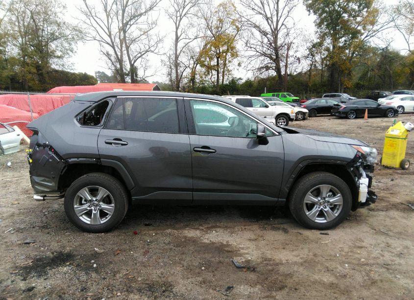 Photo 14 of 2024 Toyota Rav4 XLE (VIN 2T3W1RFV1RW343505)