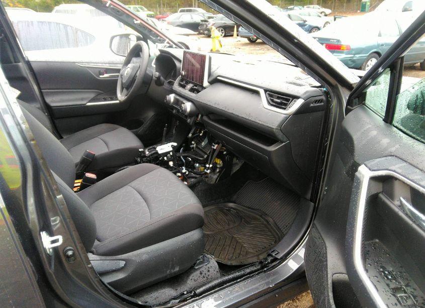 Photo 5 of 2024 Toyota Rav4 XLE (VIN 2T3W1RFV1RW343505)