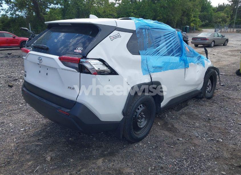 Photo 4 of 2024 Toyota Rav4 XLE (VIN 2T3W1RFV1RW351958)