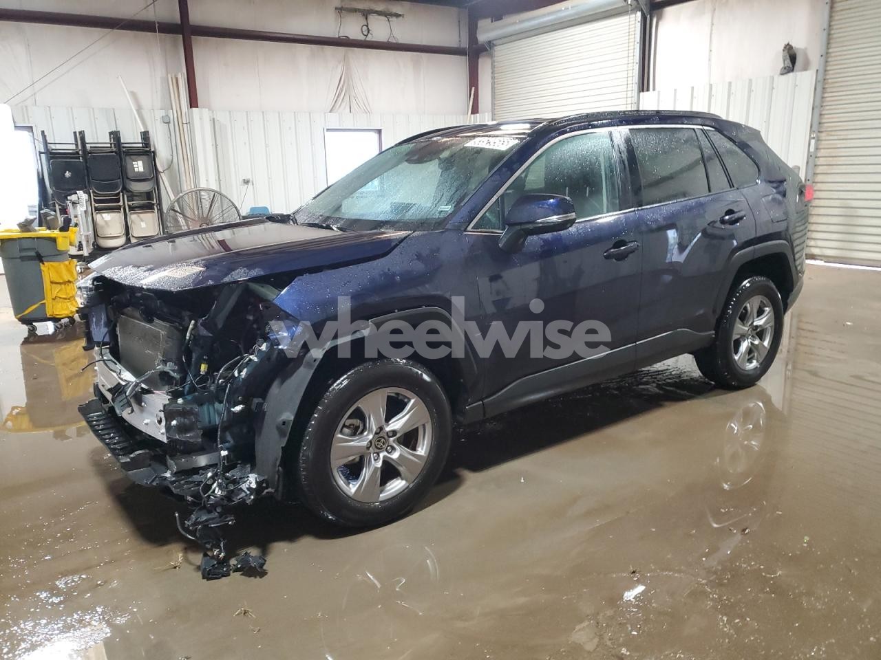 2025 TOYOTA RAV4 XLE (VIN 2T3W1RFV1SW366272) main photo