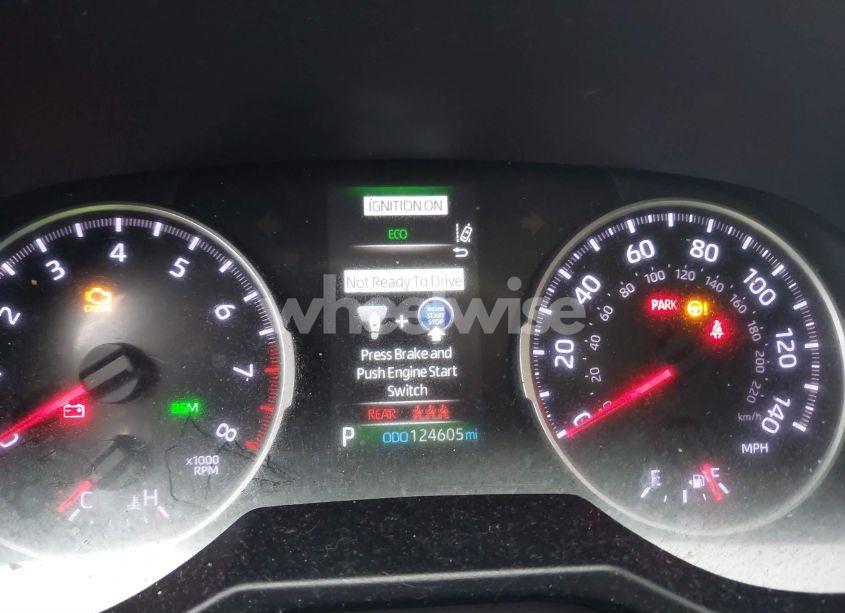 Photo 7 of 2019 Toyota Rav4 XLE (VIN 2T3W1RFV2KC027991)