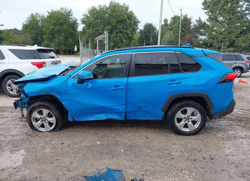 Photo 15 of 2020 Toyota Rav4 XLE (VIN 2T3W1RFV2LW066967)