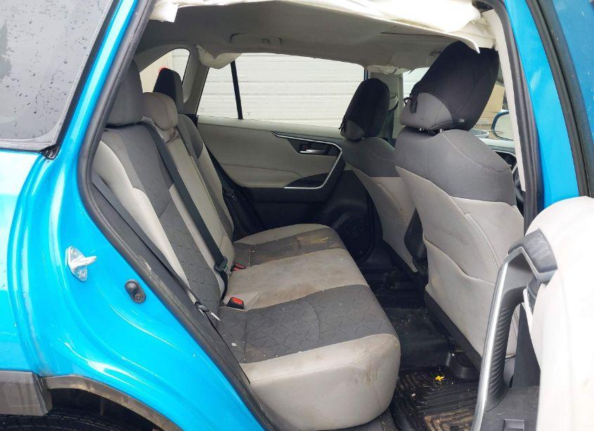 Photo 8 of 2020 Toyota Rav4 XLE (VIN 2T3W1RFV2LW066967)