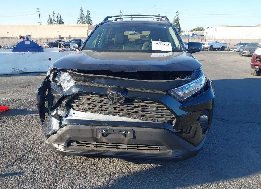 Photo 12 of 2020 Toyota Rav4 XLE (VIN 2T3W1RFV2LW098964)