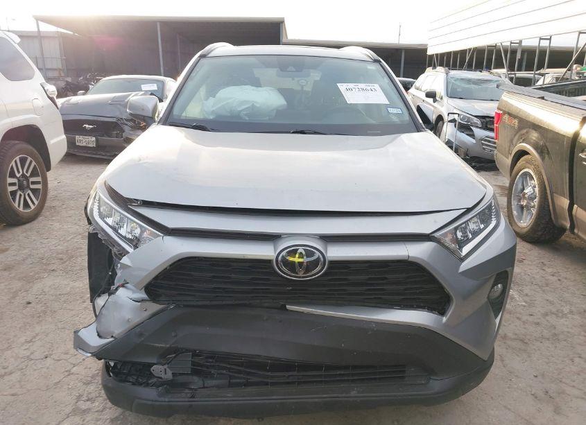 Photo 12 of 2021 Toyota Rav4 XLE (VIN 2T3W1RFV2MC096148)