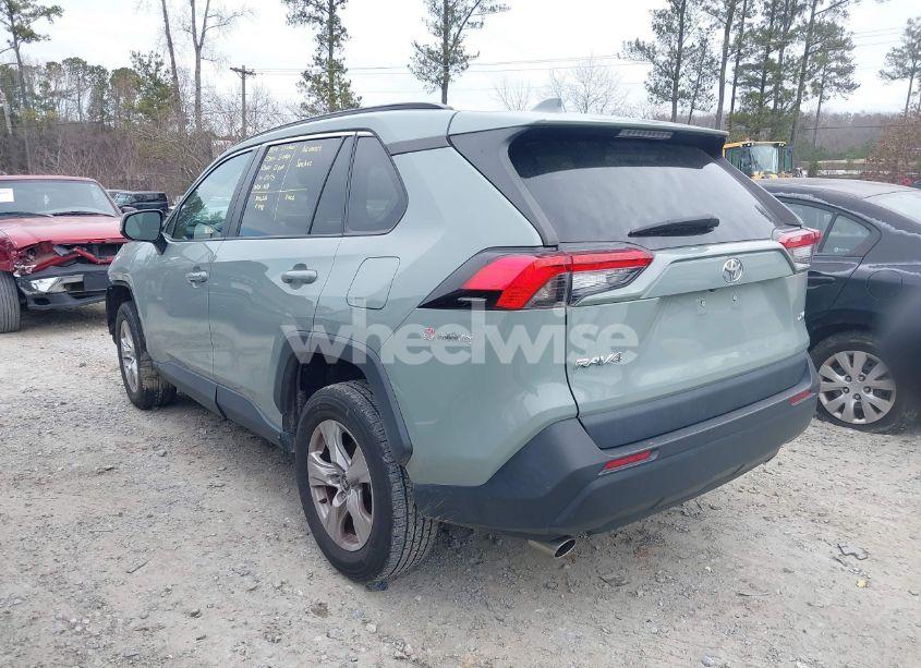 Photo 14 of 2021 Toyota Rav4 XLE (VIN 2T3W1RFV2MW117515)