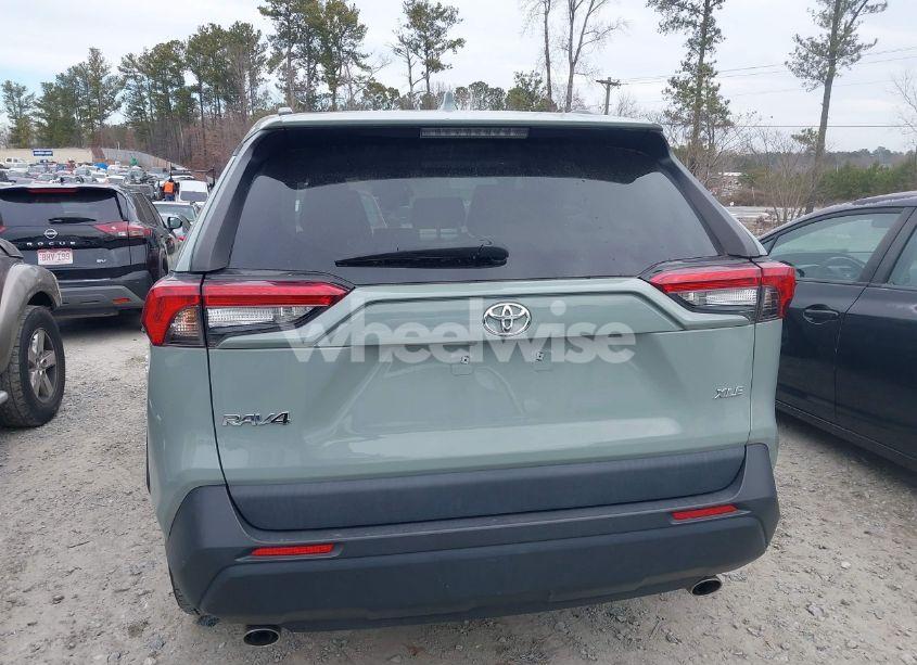 Photo 16 of 2021 Toyota Rav4 XLE (VIN 2T3W1RFV2MW117515)