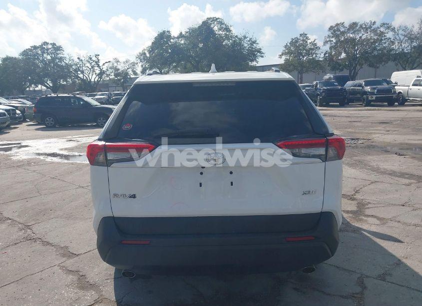 Photo 16 of 2021 Toyota Rav4 XLE (VIN 2T3W1RFV2MW124755)