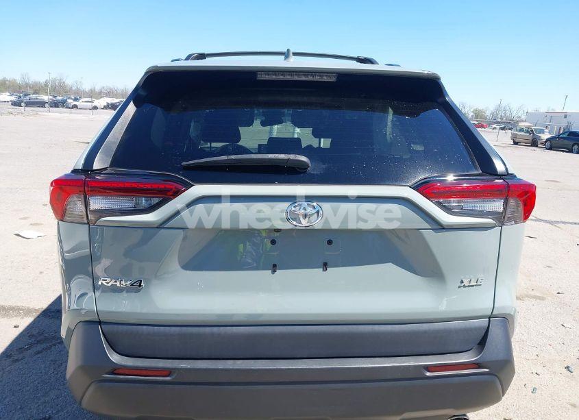 Photo 16 of 2021 Toyota Rav4 XLE (VIN 2T3W1RFV2MW137411)