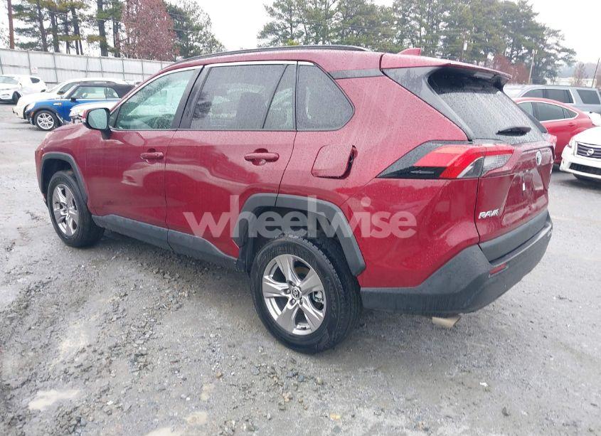 Photo 3 of 2022 Toyota Rav4 XLE (VIN 2T3W1RFV2NW202811)