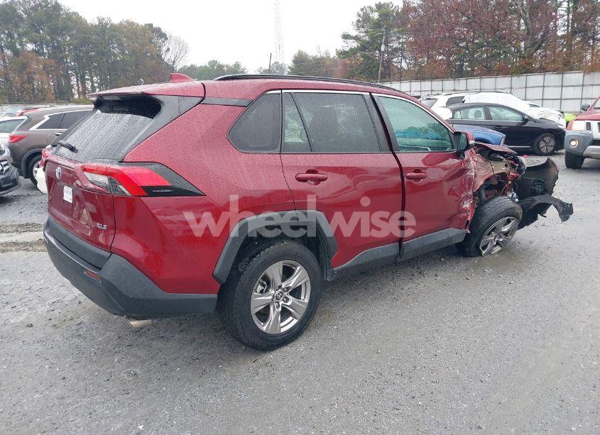 Photo 4 of 2022 Toyota Rav4 XLE (VIN 2T3W1RFV2NW202811)