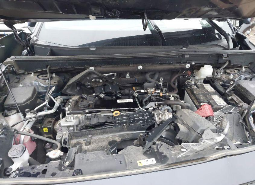 Photo 10 of 2022 Toyota Rav4 XLE (VIN 2T3W1RFV2NW221066)