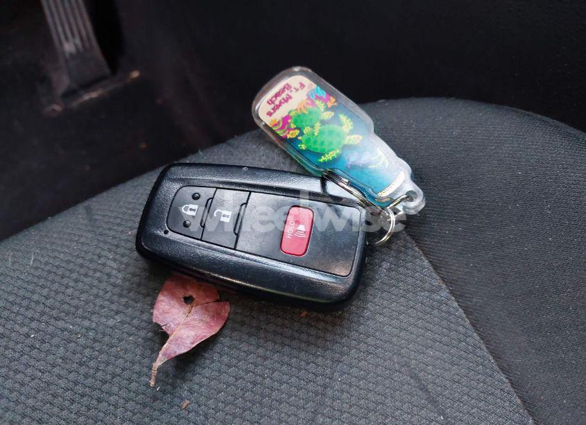 Photo 11 of 2022 Toyota Rav4 XLE (VIN 2T3W1RFV2NW227451)