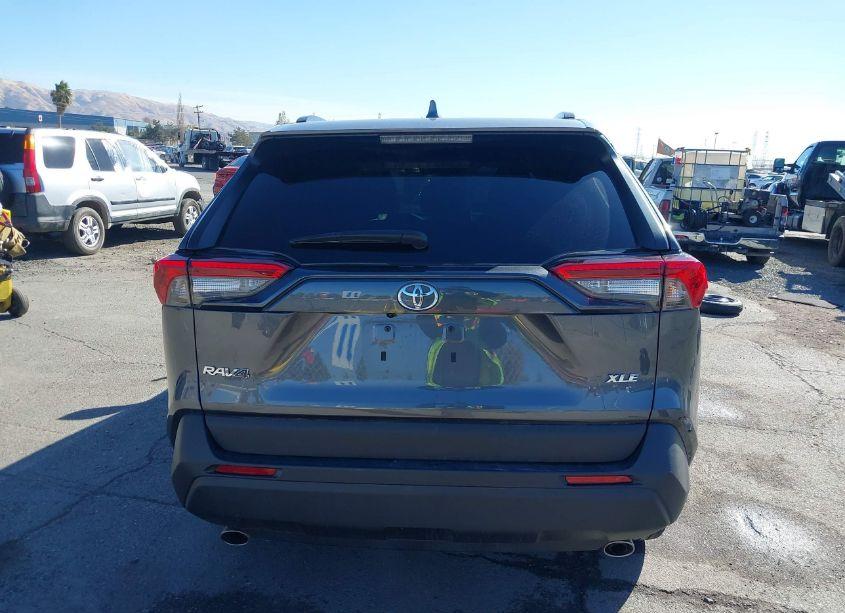 Photo 16 of 2023 Toyota Rav4 XLE (VIN 2T3W1RFV2PC218835)