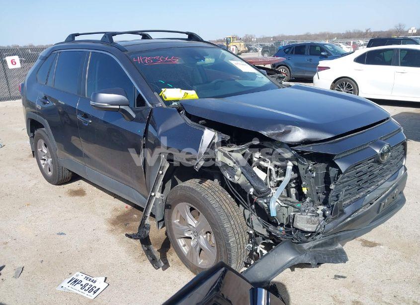 2023 Toyota Rav4 XLE (VIN 2T3W1RFV2PC228846) main photo