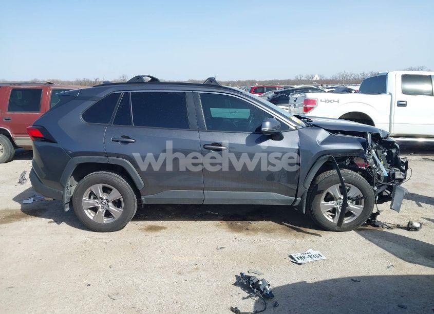 Photo 13 of 2023 Toyota Rav4 XLE (VIN 2T3W1RFV2PC228846)