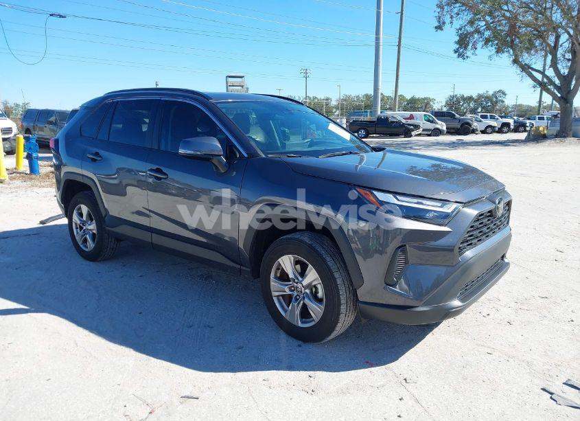 2023 Toyota Rav4 XLE (VIN 2T3W1RFV2PW288964) main photo