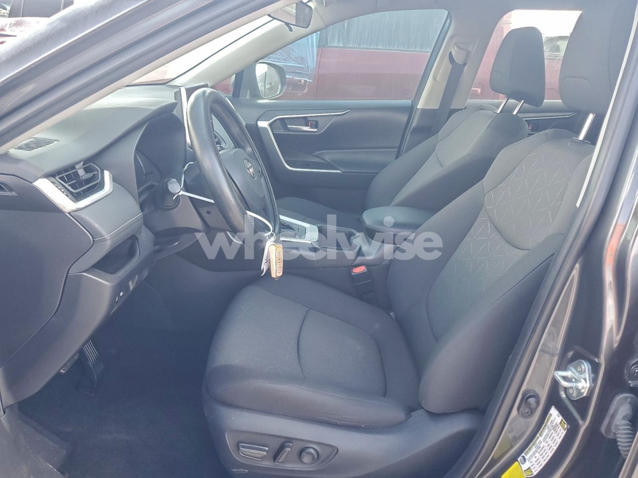 Photo 7 of 2024 TOYOTA RAV4 XLE (VIN 2T3W1RFV2RC260702)