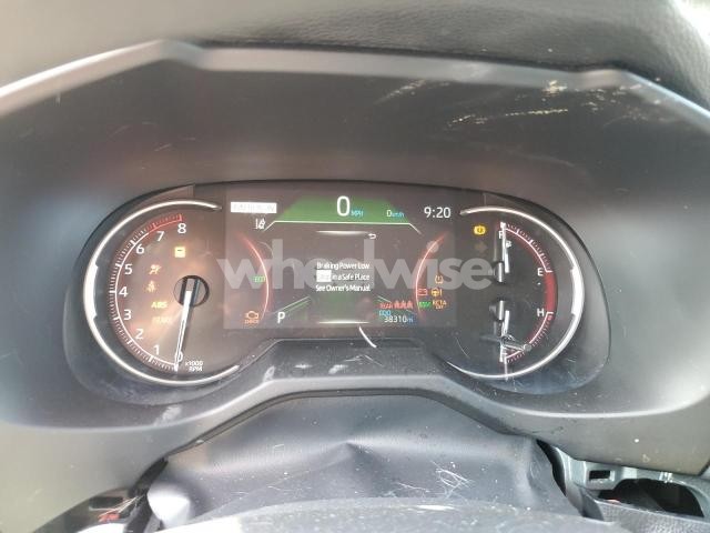 Photo 4 of 2024 TOYOTA RAV4 XLE (VIN 2T3W1RFV2RC264653)