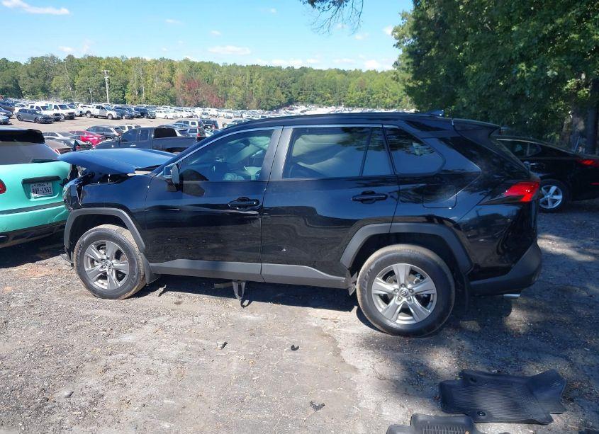 Photo 14 of 2024 Toyota Rav4 XLE (VIN 2T3W1RFV2RC267391)