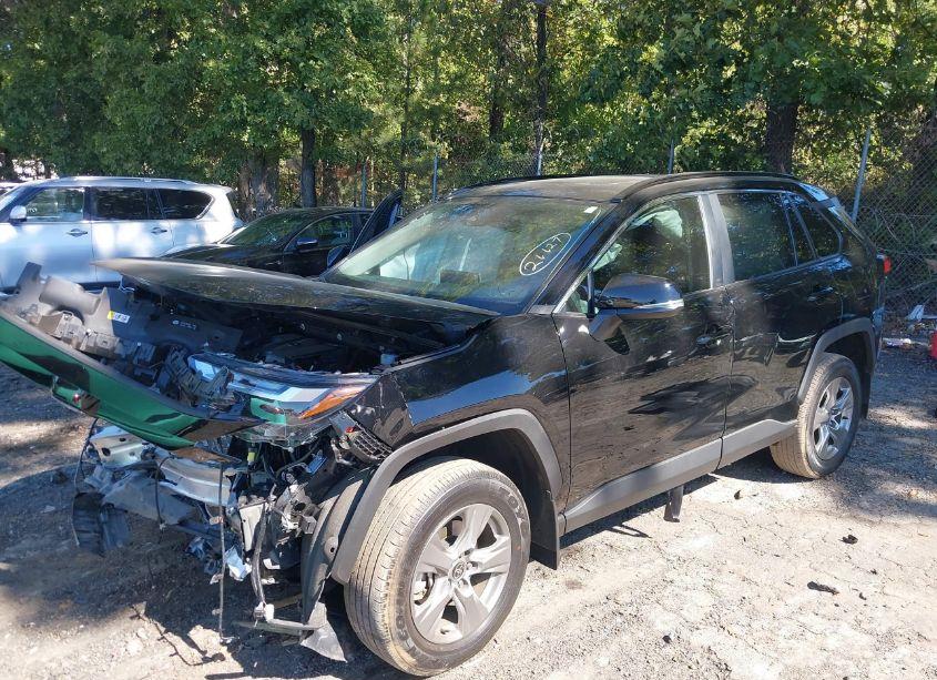 Photo 2 of 2024 Toyota Rav4 XLE (VIN 2T3W1RFV2RC267391)