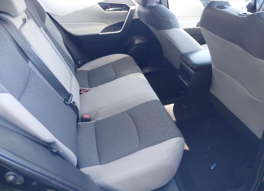 Photo 8 of 2024 Toyota Rav4 XLE (VIN 2T3W1RFV2RC267391)