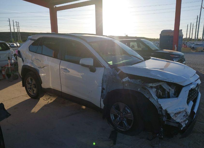 Photo 14 of 2024 Toyota Rav4 XLE (VIN 2T3W1RFV2RC279976)