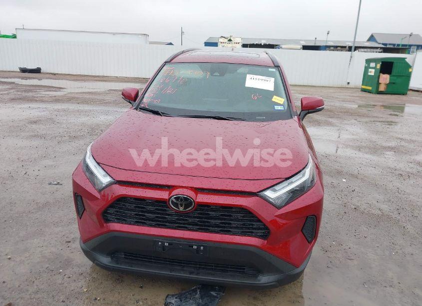 Photo 10 of 2024 Toyota Rav4 XLE (VIN 2T3W1RFV2RW321335)