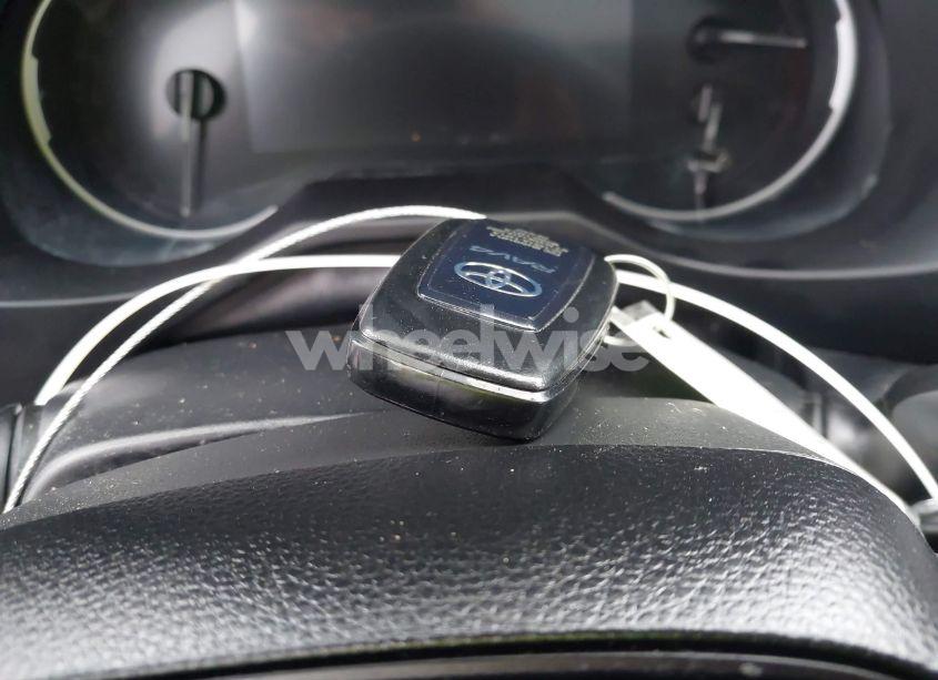 Photo 11 of 2024 Toyota Rav4 XLE (VIN 2T3W1RFV2RW321335)