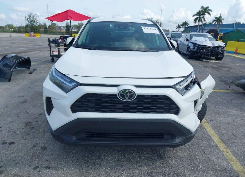 Photo 13 of 2024 Toyota Rav4 XLE (VIN 2T3W1RFV2RW324624)