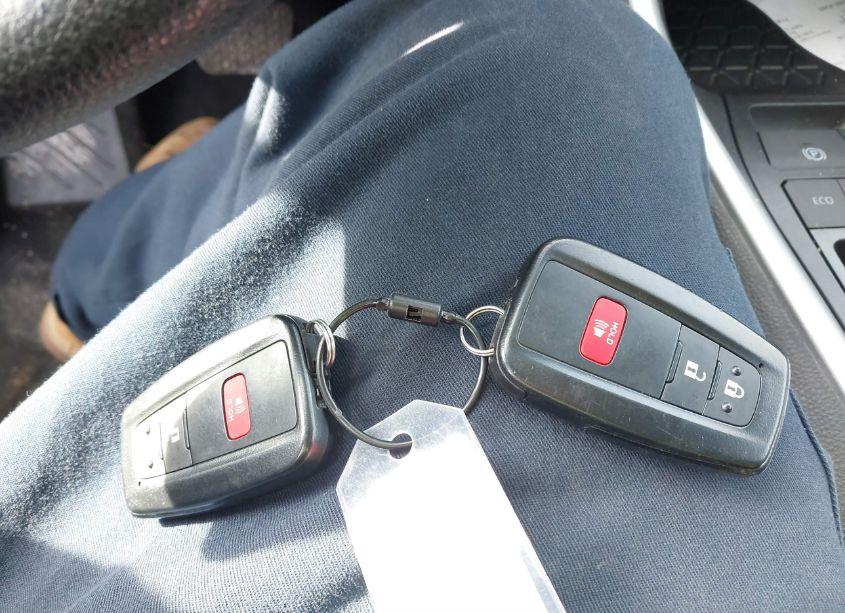 Photo 11 of 2024 Toyota Rav4 XLE (VIN 2T3W1RFV2RW333520)