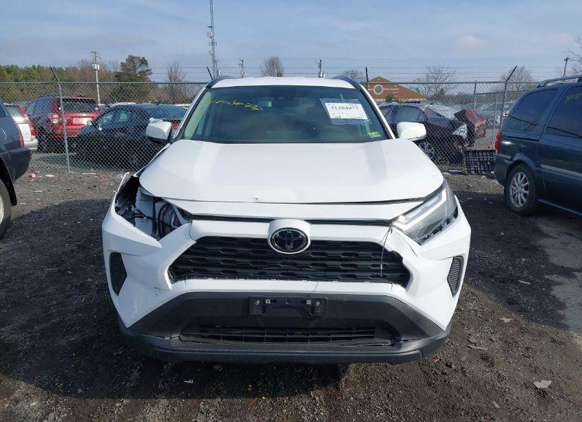 Photo 13 of 2024 Toyota Rav4 XLE (VIN 2T3W1RFV2RW333520)