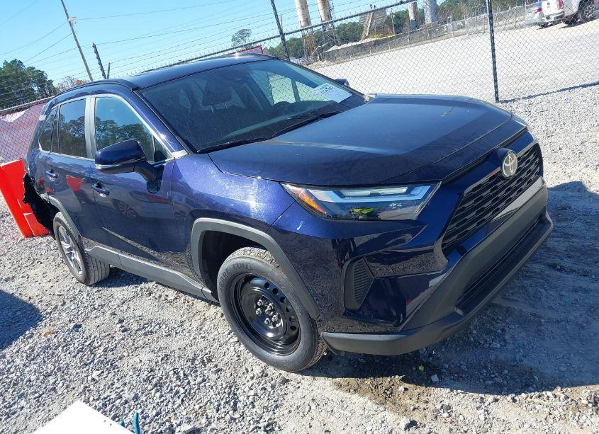 2024 Toyota Rav4 XLE (VIN 2T3W1RFV2RW334991) main photo