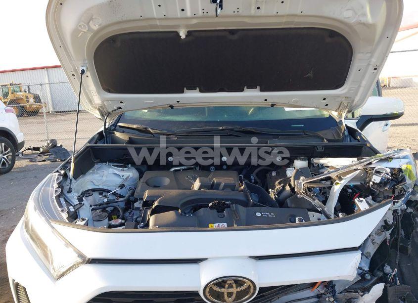 Photo 10 of 2024 Toyota Rav4 XLE (VIN 2T3W1RFV2RW337129)